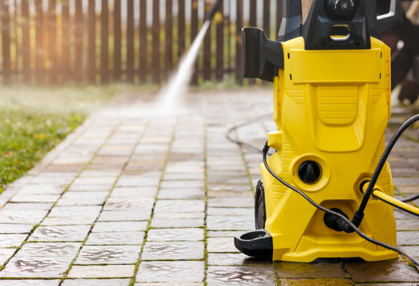 Best Roof Washing  in Castlewood, VA